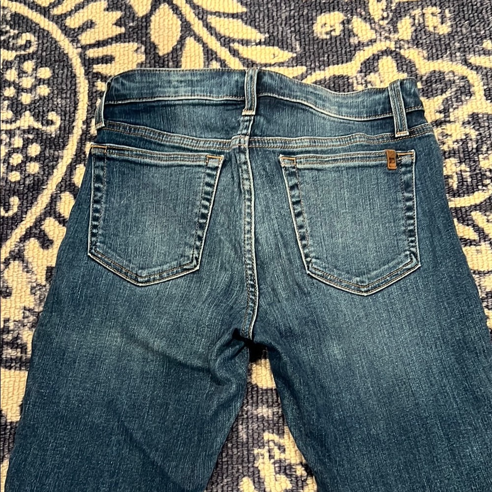 Joe's Jeans Skinny Crop Jeans - Picture 5 of 7